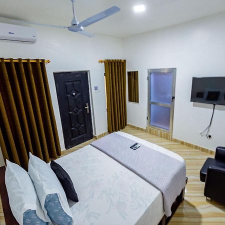 Nap Apartment Hotel Dansoman Екстер'єр фото
