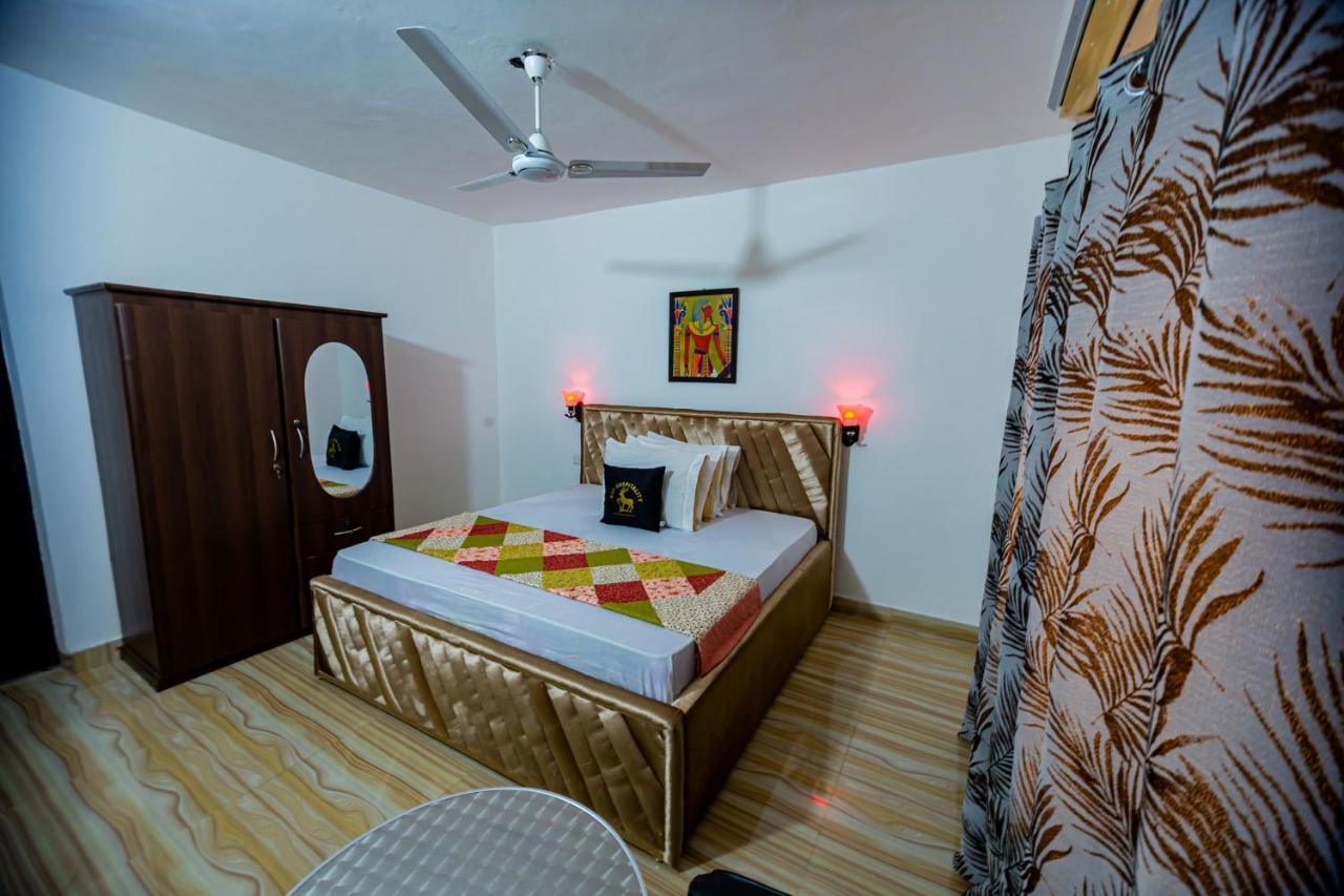 Nap Apartment Hotel Dansoman Екстер'єр фото
