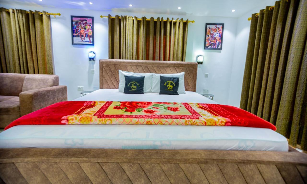 Nap Apartment Hotel Dansoman Екстер'єр фото