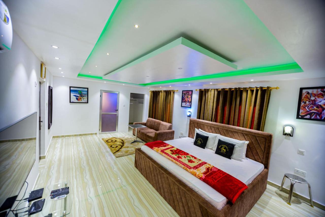 Nap Apartment Hotel Dansoman Екстер'єр фото